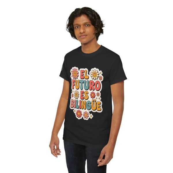 El Futuro Es Bilingüe T-Shirt - Image 11